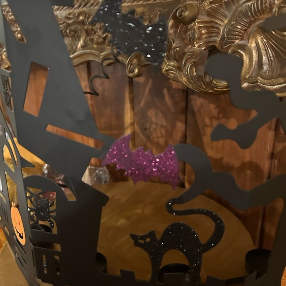 Halloween metal votive holder, haunted house, ghost? Black car, jack o lantern - Picture 3 of 6